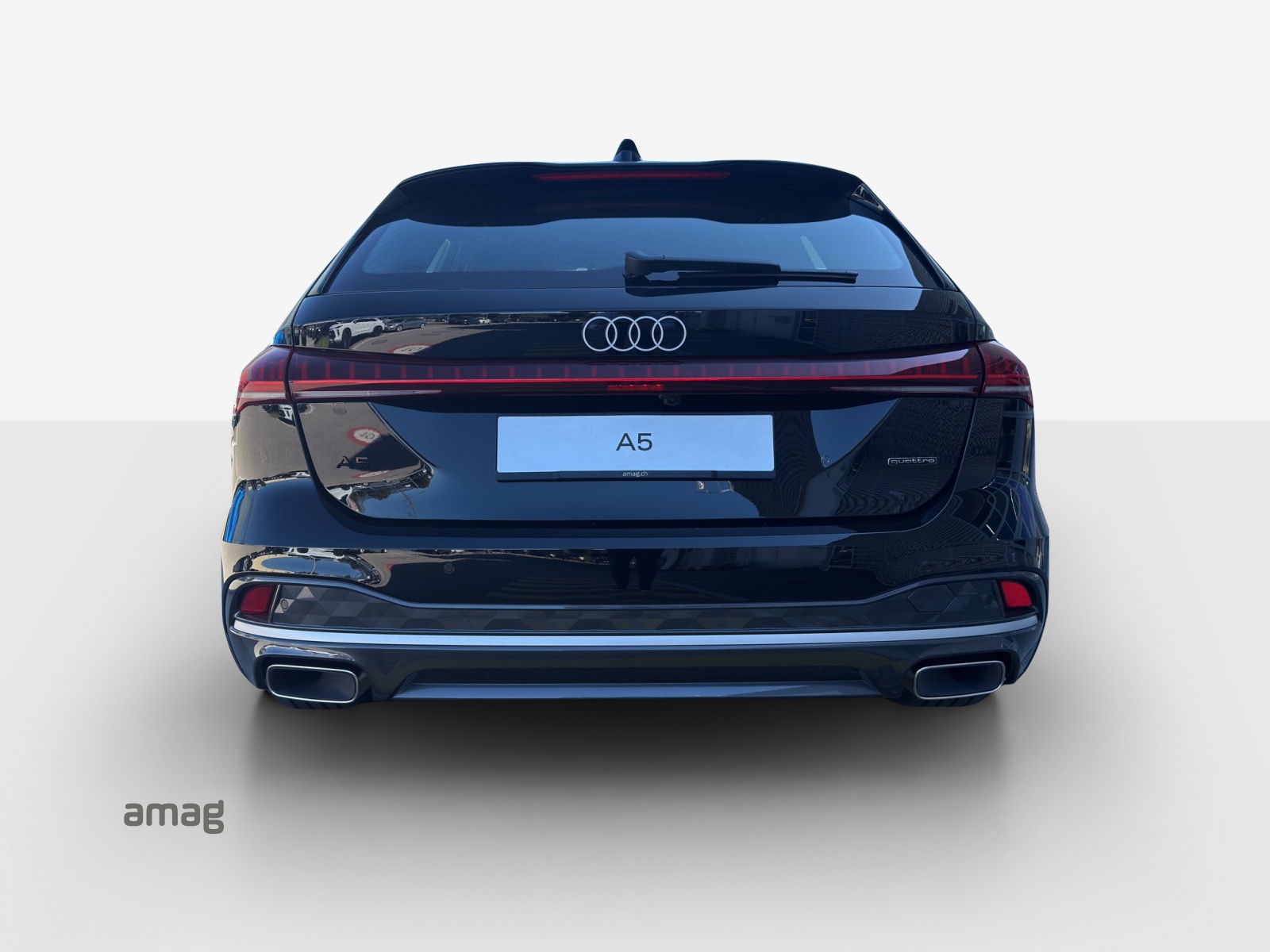 AUDI A5 Avant e-hybrid quattro Attraction 220 kW S tronic-image-3