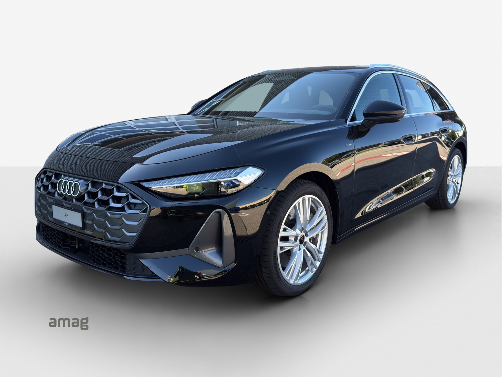 AUDI A5 Avant e-hybrid quattro Attraction 220 kW S tronic-image-0