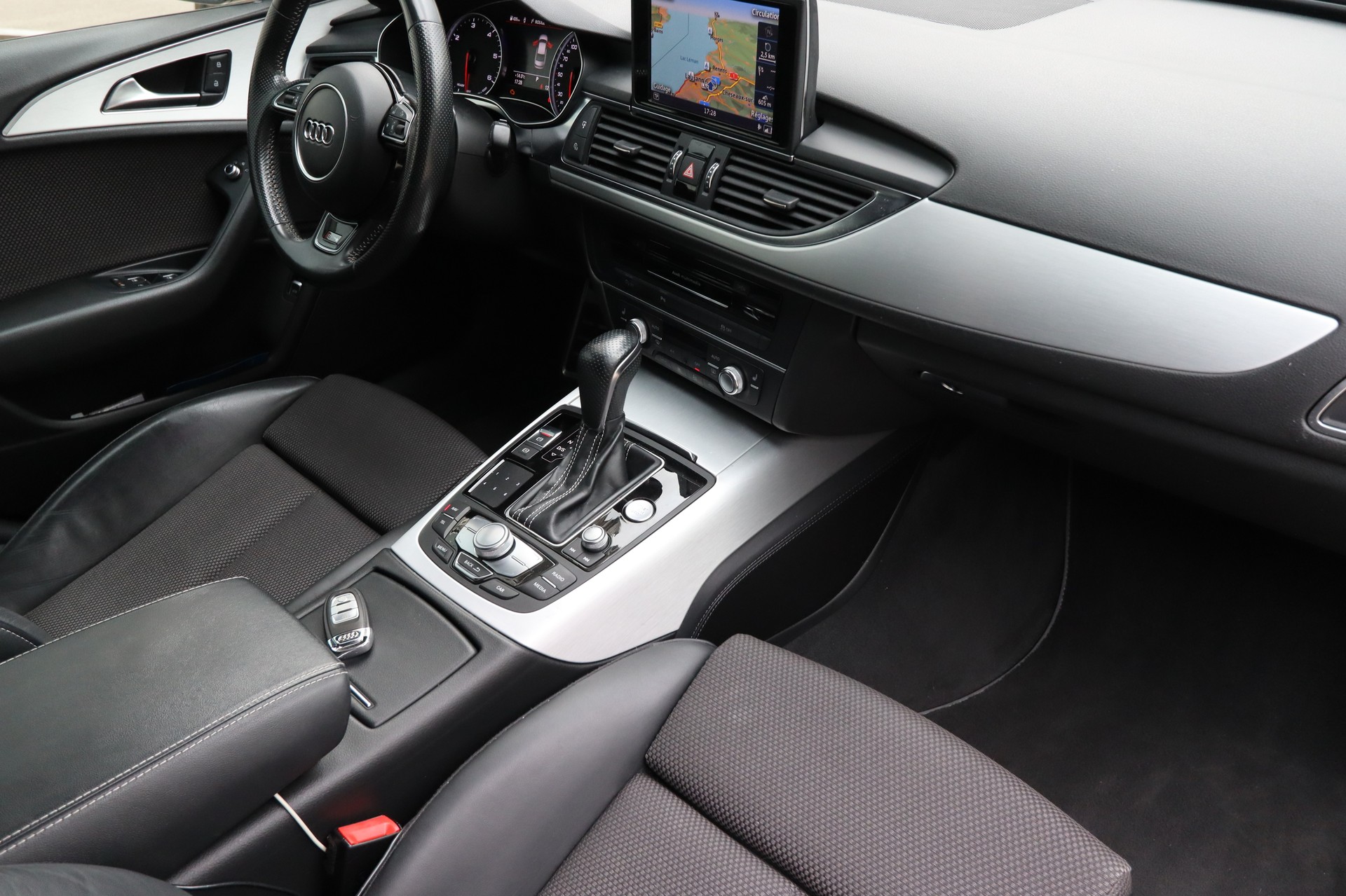 AUDI A6 2.0 TDI S-tronic-image-22