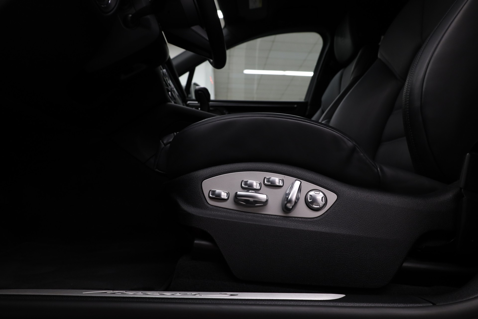 PORSCHE Macan 2.9 V6 S-image-17