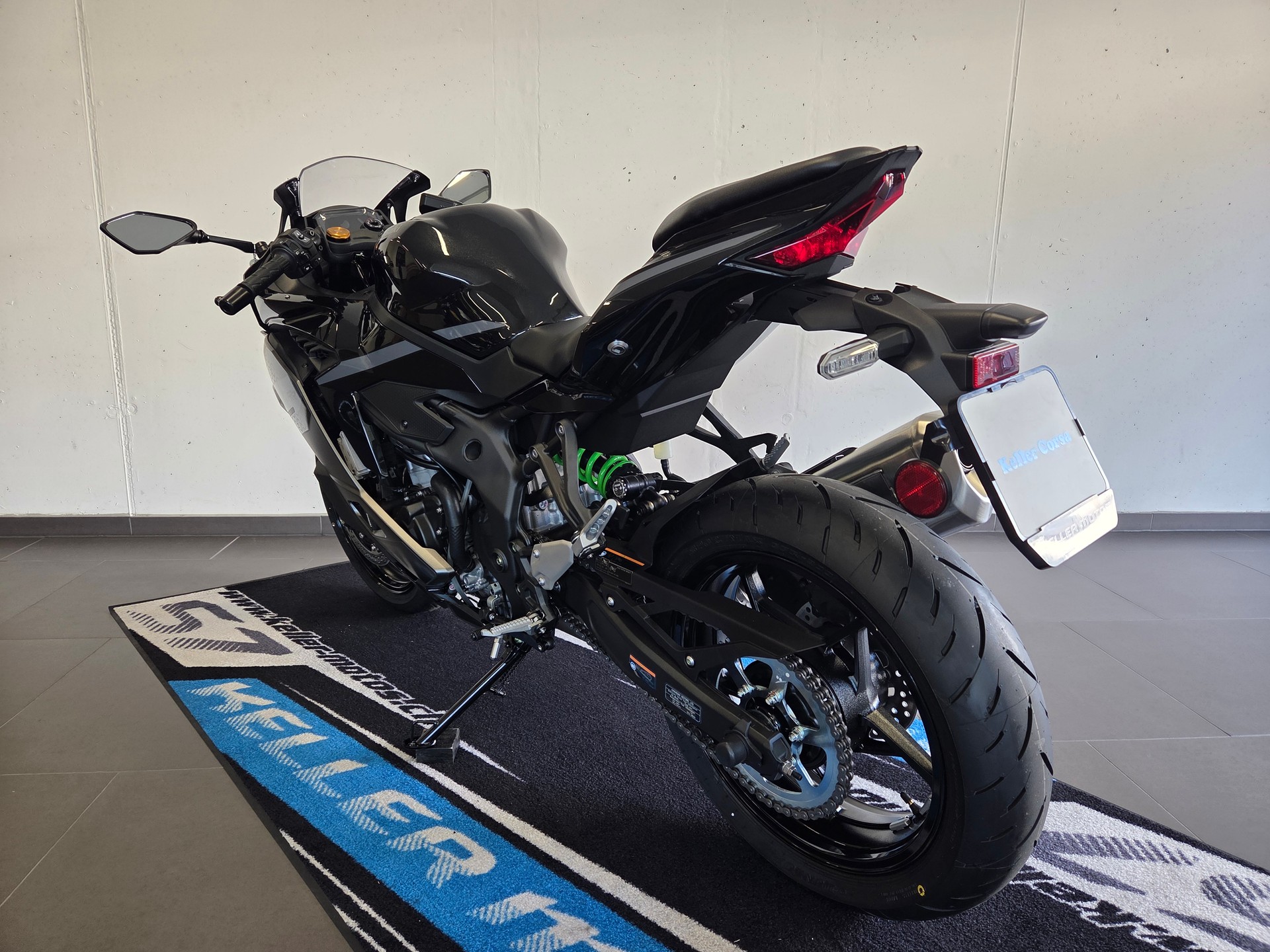 KAWASAKI Ninja ZX-4RR (35kW/57kW) Modell 2026-showroom-element-3