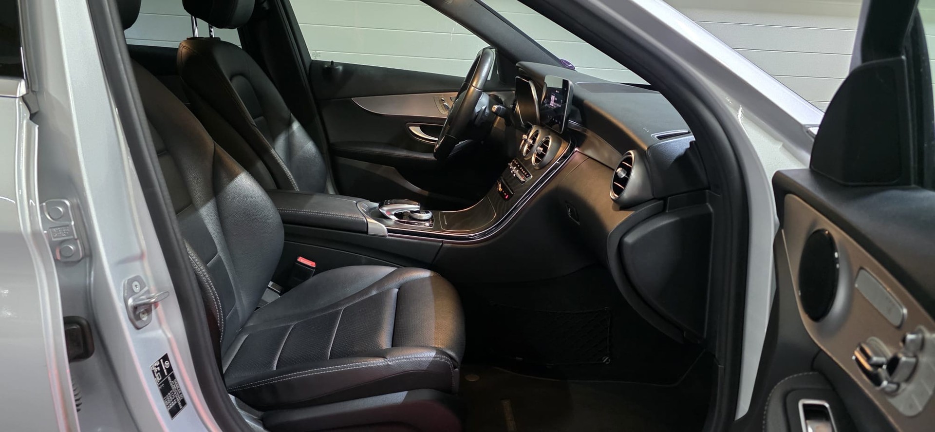 MERCEDES-BENZ C 200 Swiss Star 4Matic 9G-Tronic *CH-FAHRZEUG*Facelift Modell*-image-10