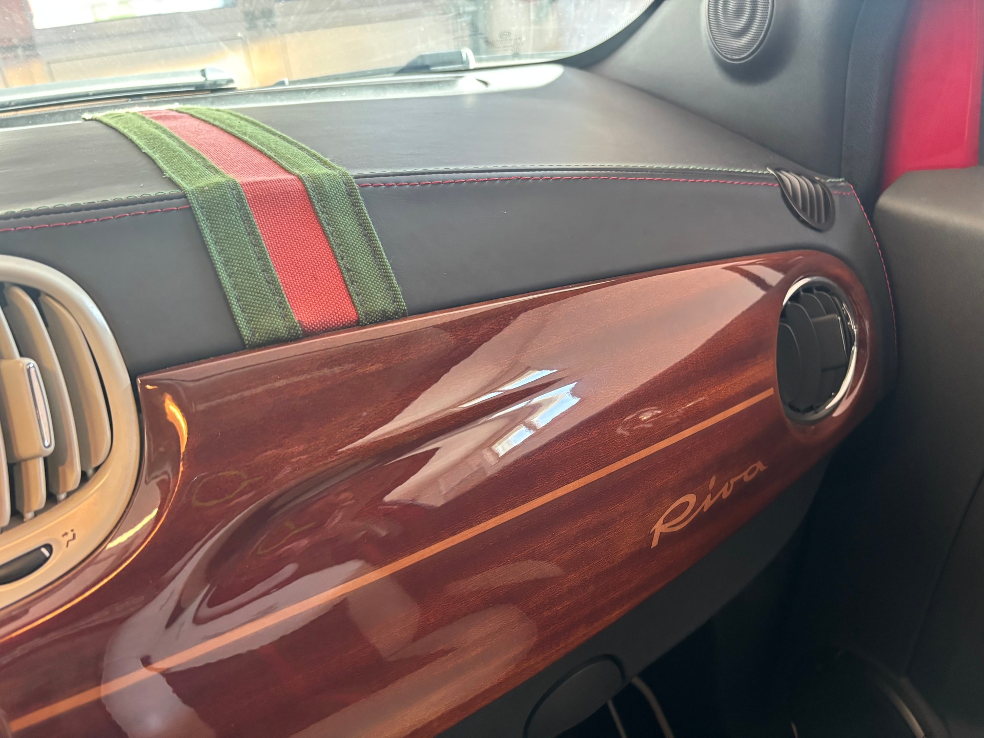 FIAT 500C 0.9 Twinair Riva Dualogic-image-11
