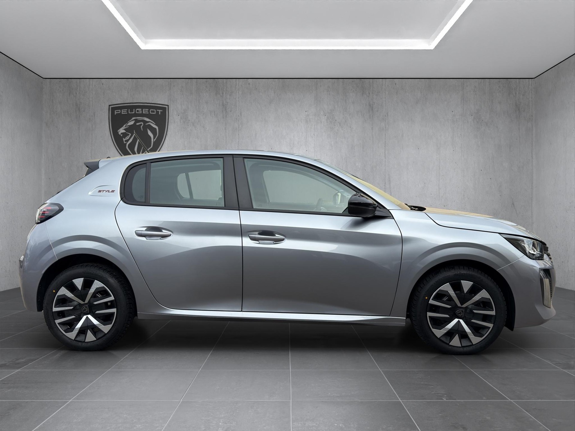 PEUGEOT 208 1.2 PureTech 100 Style-showroom-element-3