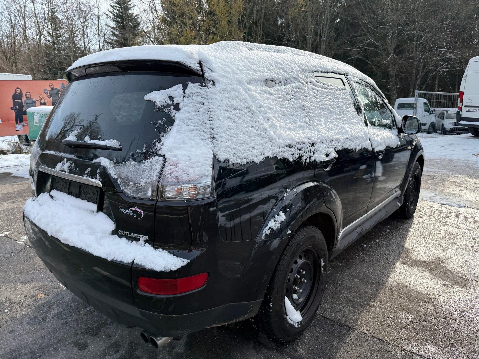 MITSUBISHI Outlander 2.2 DID Navigator 4WD-showroom-element-3