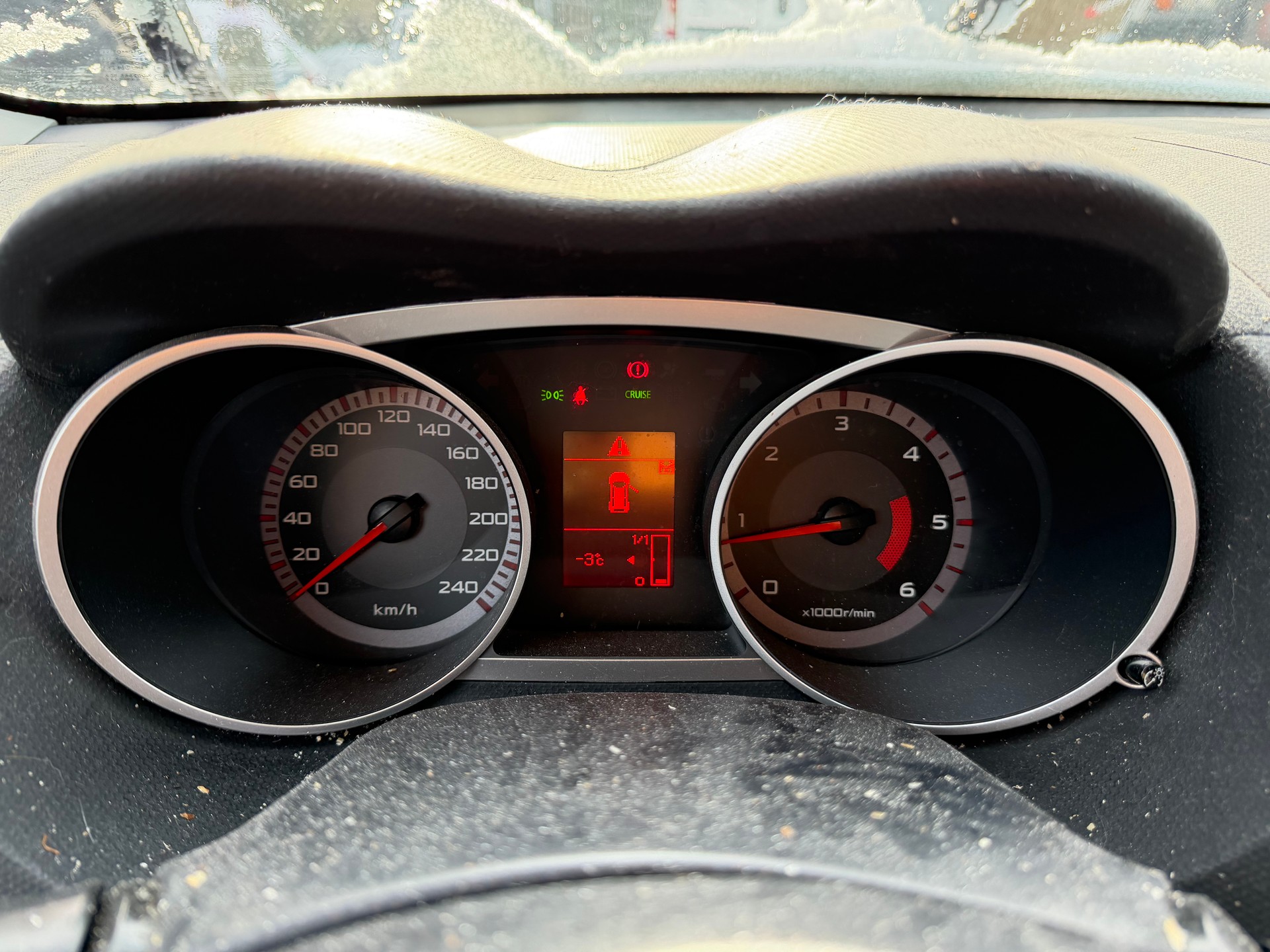 MITSUBISHI Outlander 2.2 DID Navigator 4WD-image-6