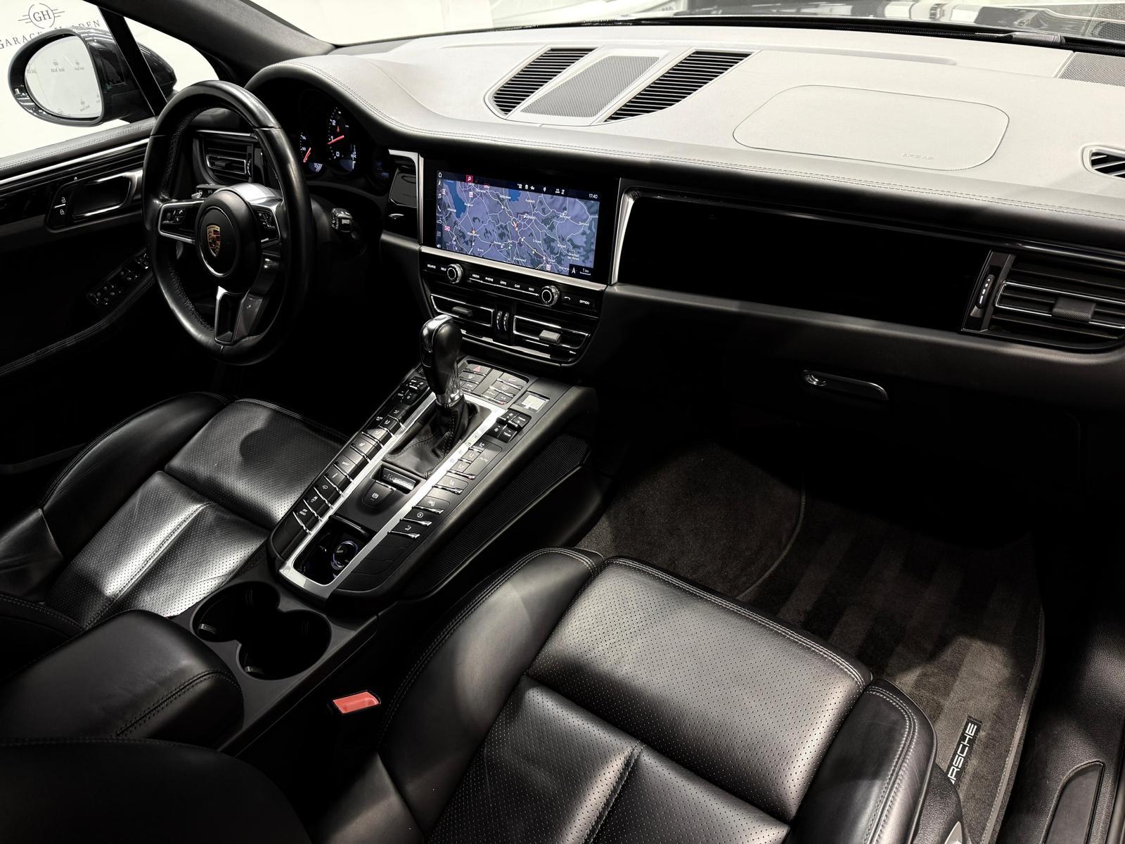 PORSCHE Macan 2.0-image-12