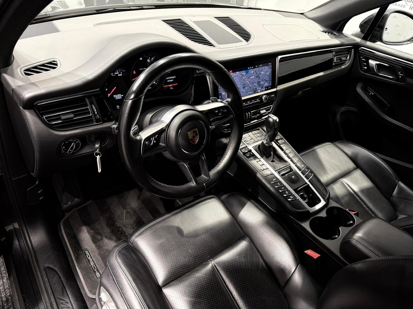 PORSCHE Macan 2.0-image-10