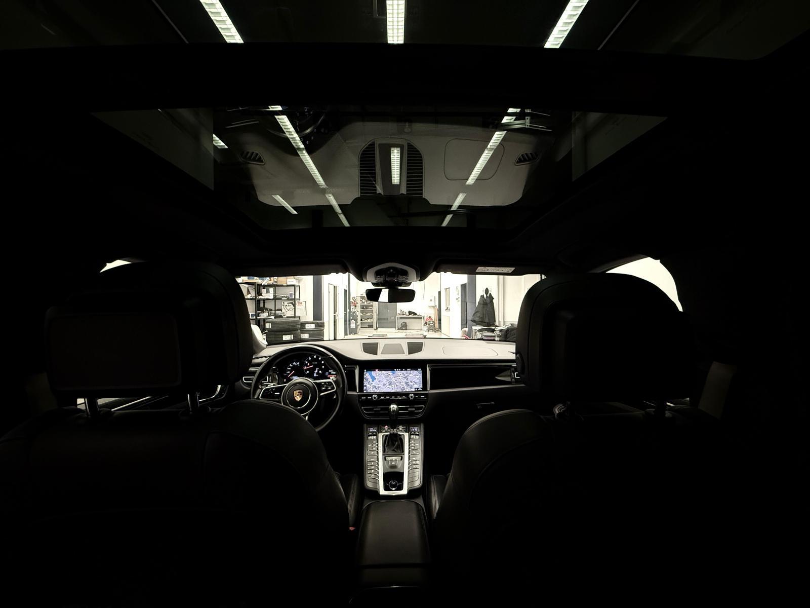 PORSCHE Macan 2.0-image-15