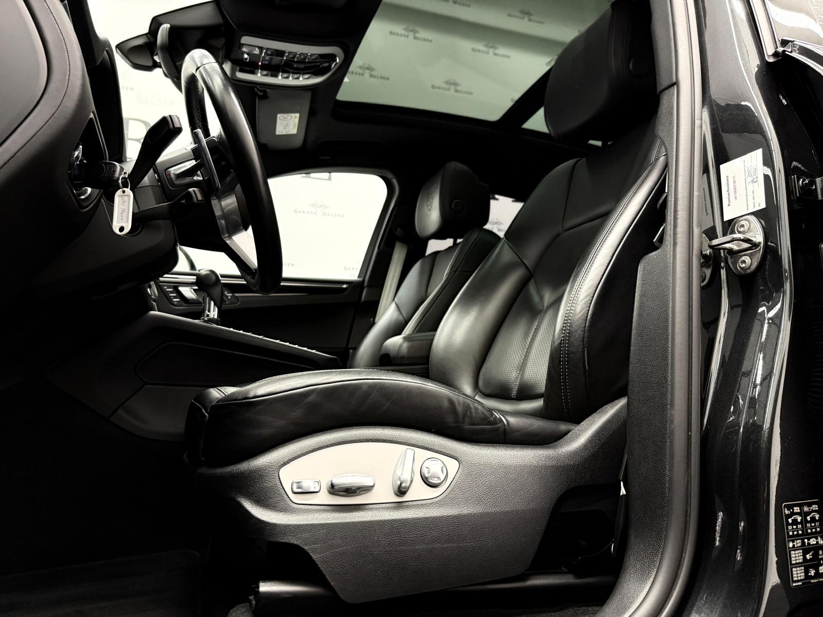 PORSCHE Macan 2.0-image-11