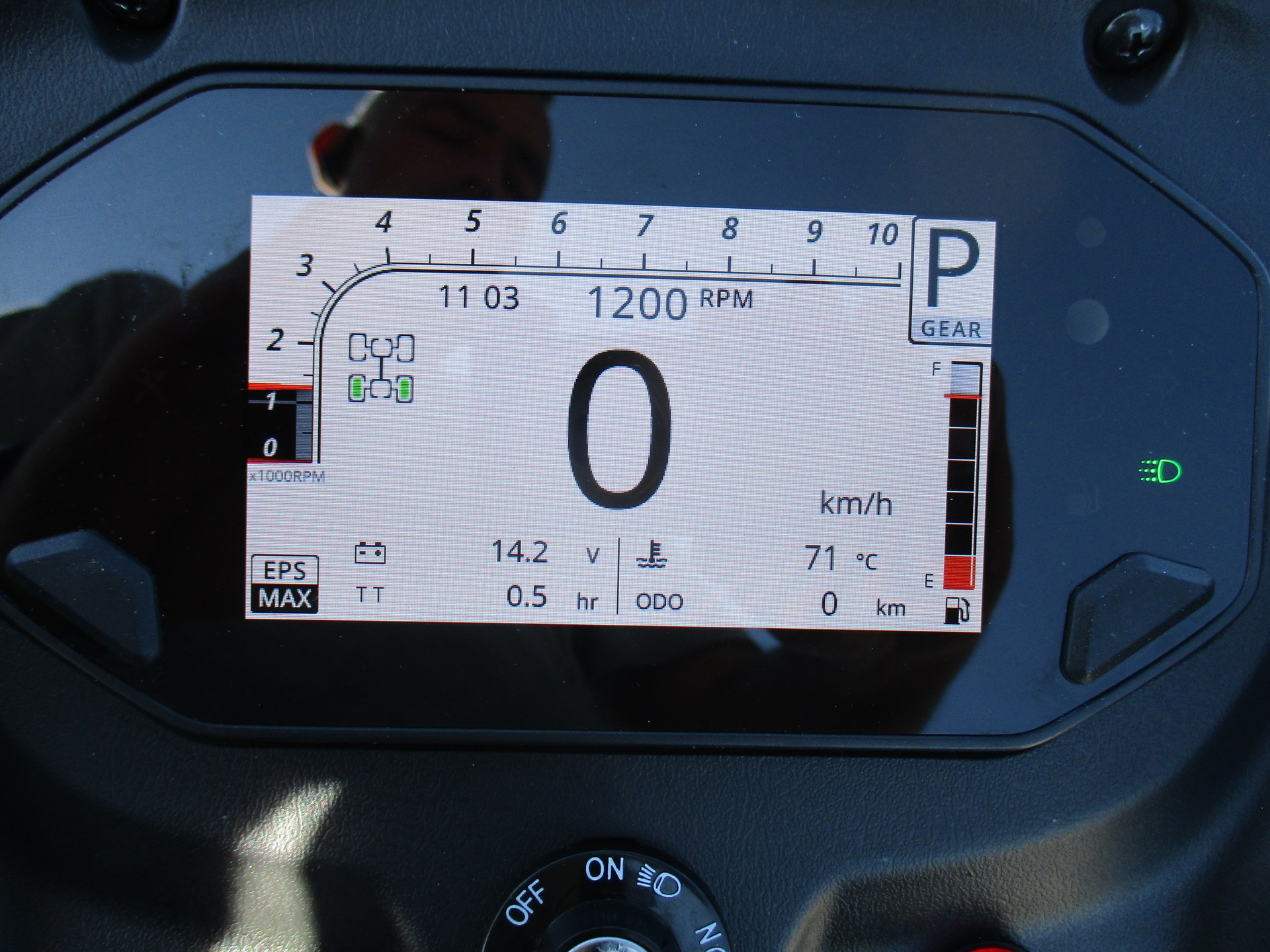 TGB Blade 1000 EFI LT Touring 4x4-image-15