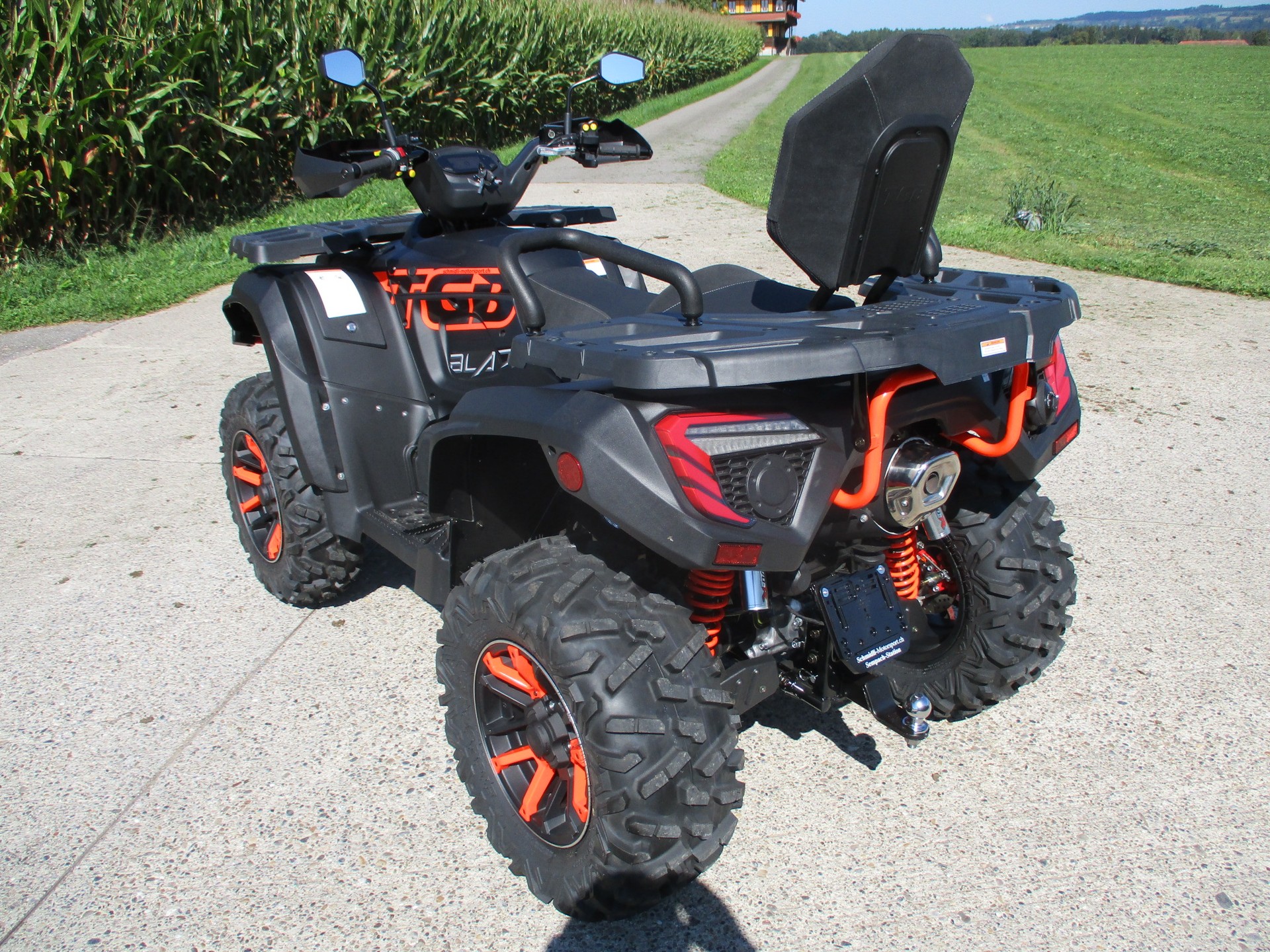 TGB Blade 1000 EFI LT Touring 4x4-image-4