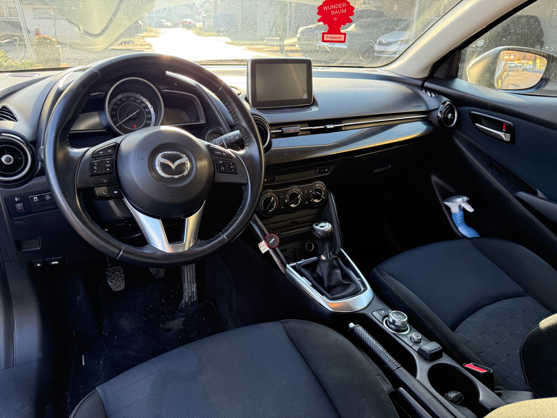 MAZDA 2 1.5i 16V Skyactiv-G Swiss Edition-image-4