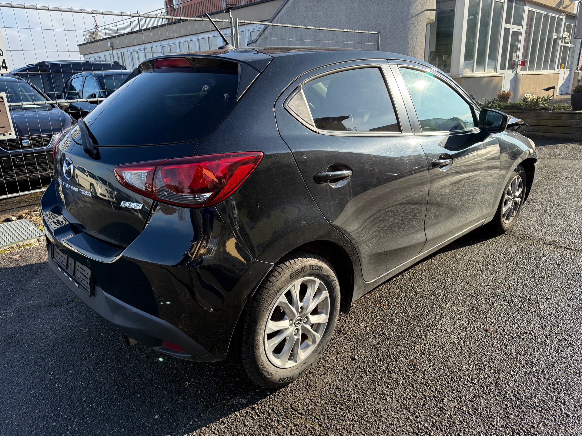 MAZDA 2 1.5i 16V Skyactiv-G Swiss Edition-image-2
