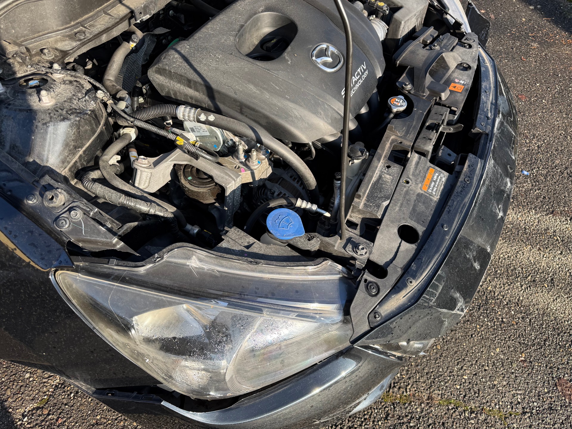 MAZDA 2 1.5i 16V Skyactiv-G Swiss Edition-image-7