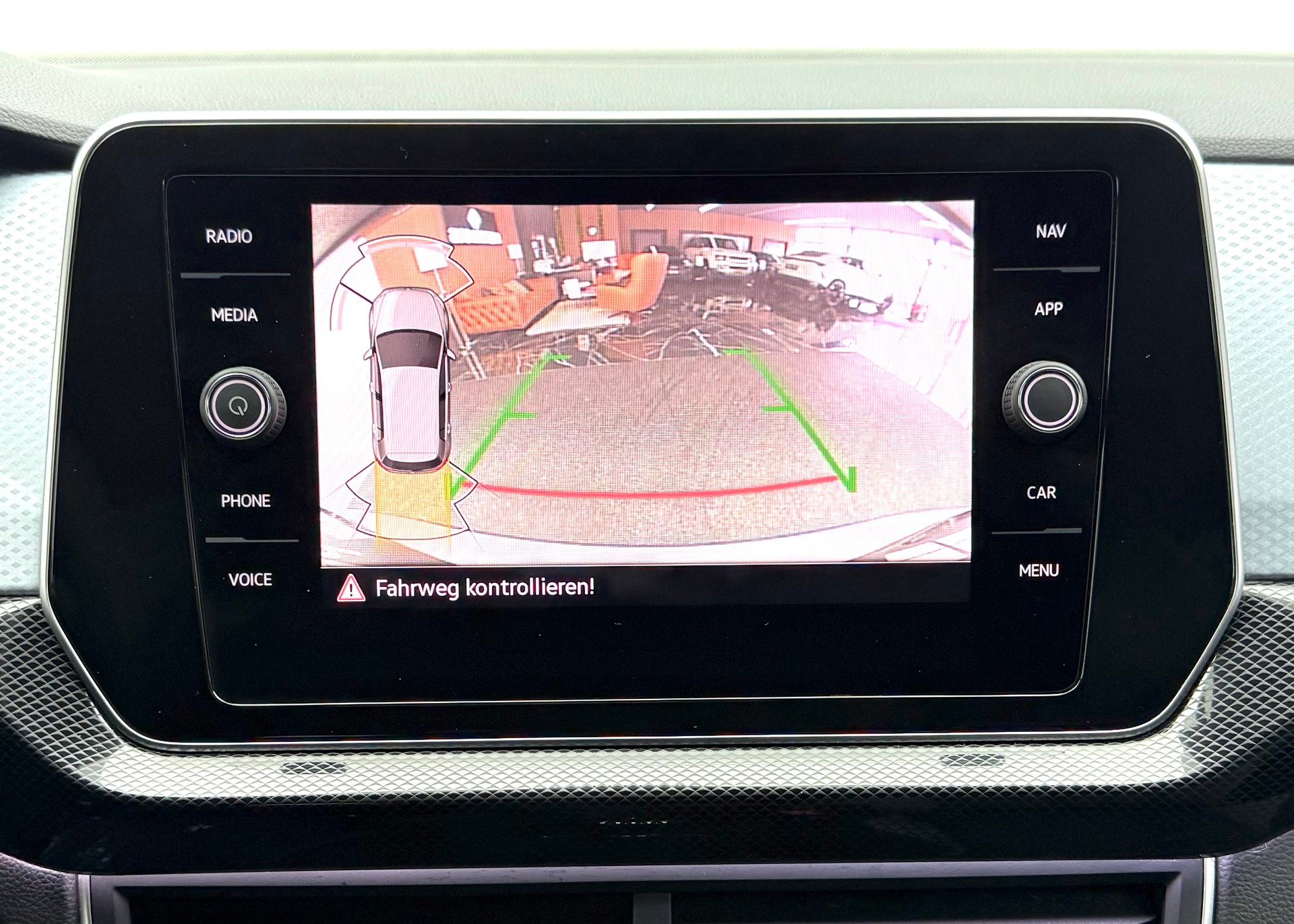 VW T-Cross 1.0 TSI EVO Life DSG-image-10