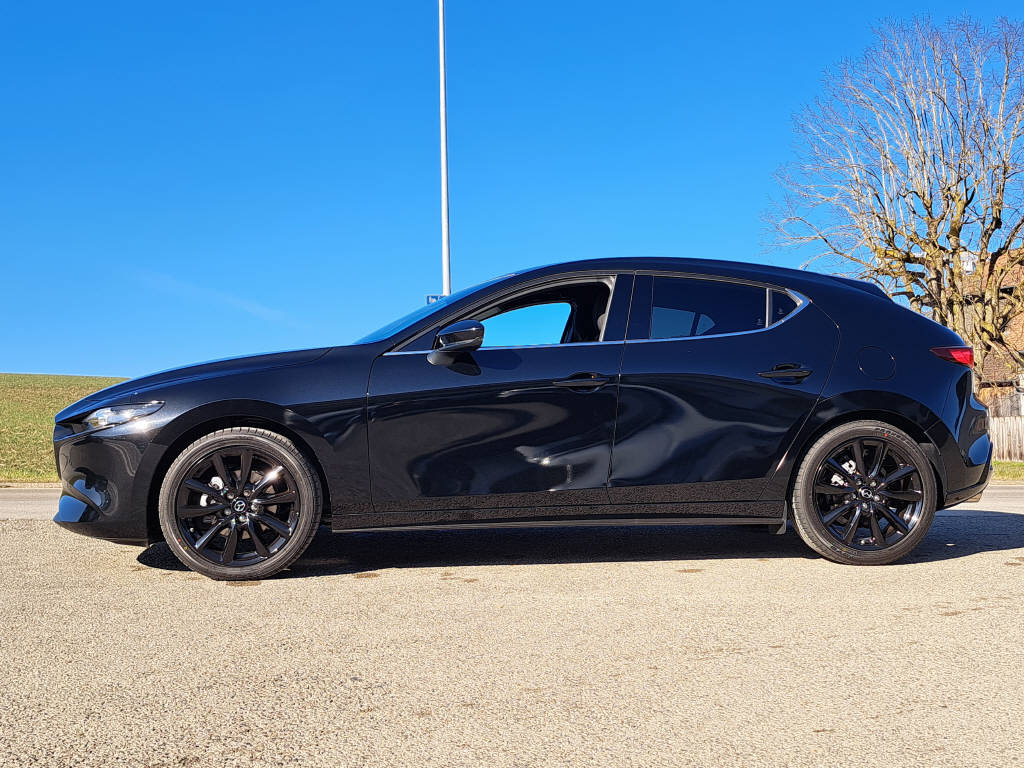 MAZDA 3 Hatchback 2.0 186cv Homura-image-4