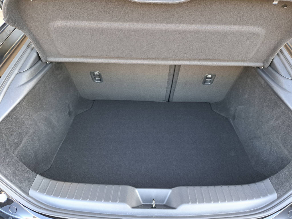 MAZDA 3 Hatchback 2.0 186cv Homura-image-11