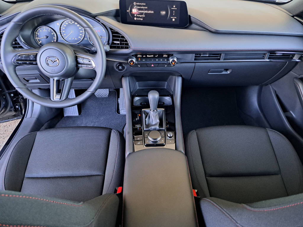 MAZDA 3 Hatchback 2.0 186cv Homura-image-10