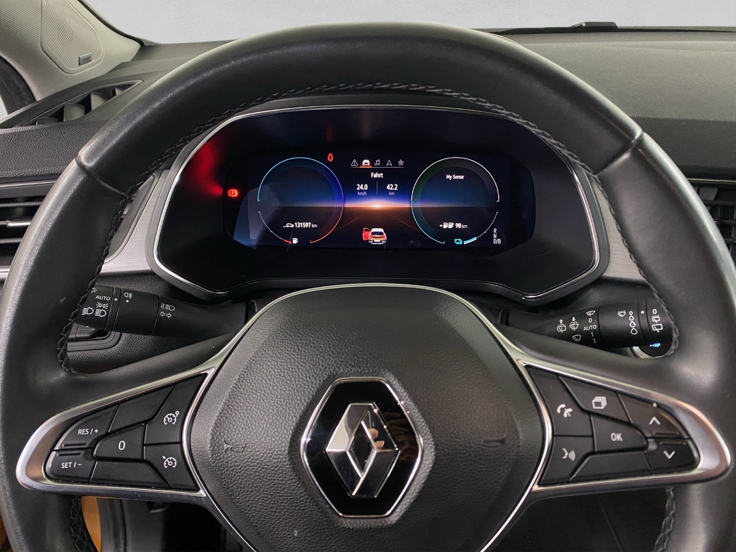 RENAULT Captur 1.6 E-Tech 160 Intens DHT-image-18