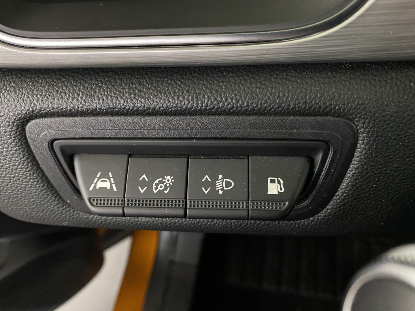 RENAULT Captur 1.6 E-Tech 160 Intens DHT-image-14