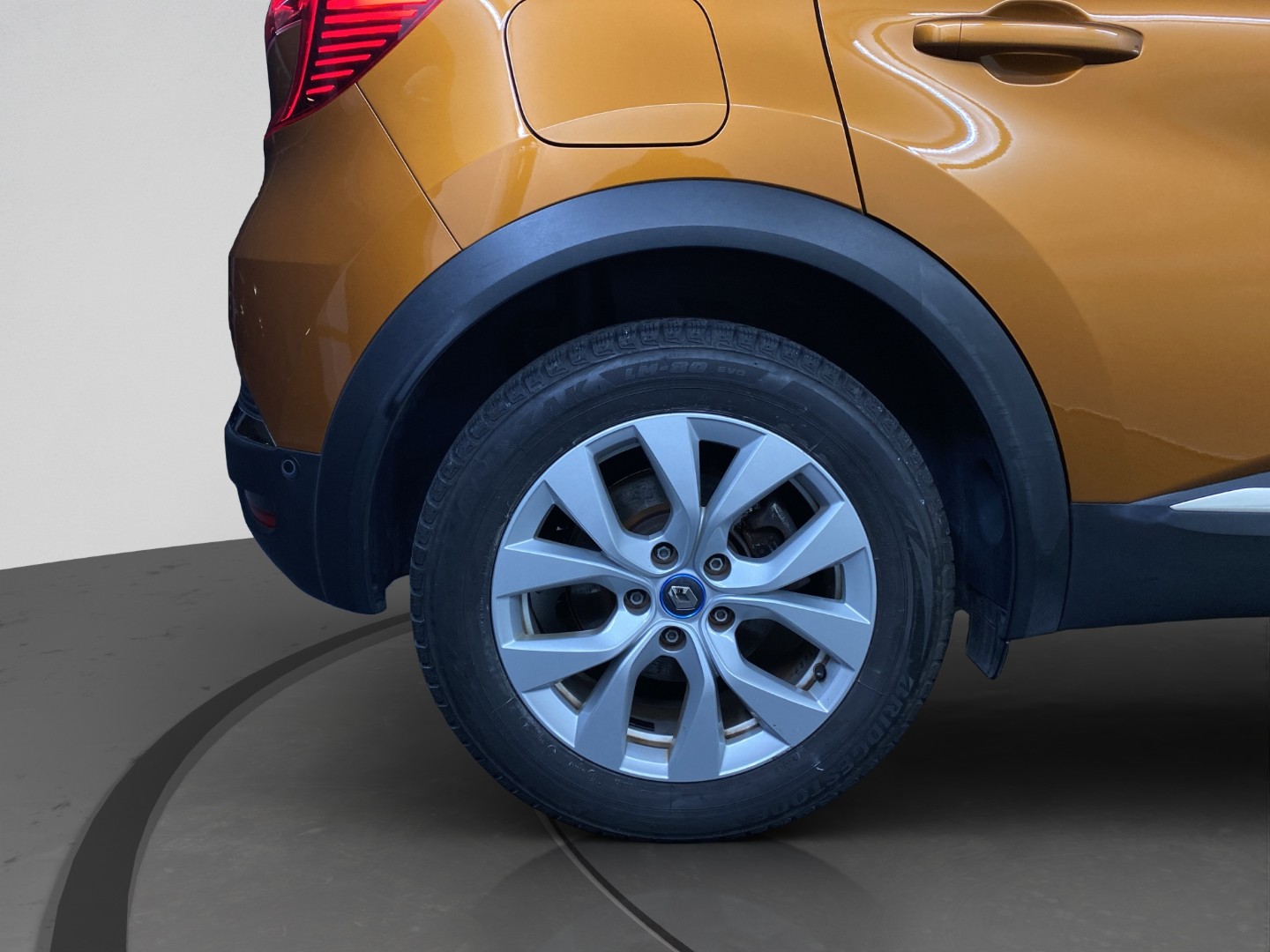 RENAULT Captur 1.6 E-Tech 160 Intens DHT-image-26