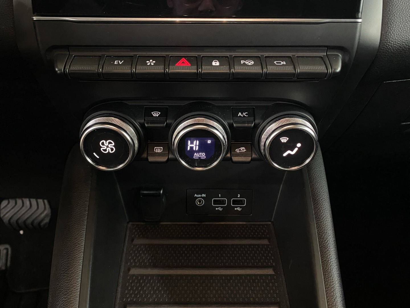 RENAULT Captur 1.6 E-Tech 160 Intens DHT-image-22