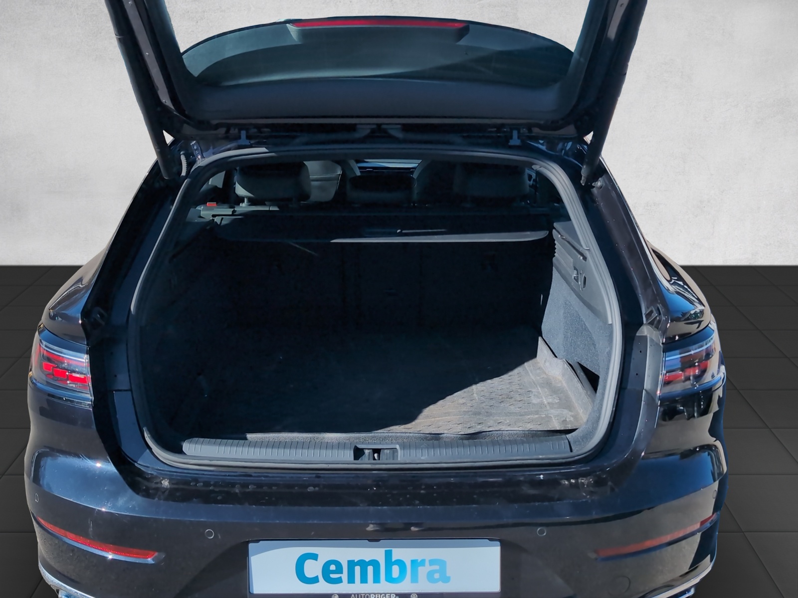 VW Arteon Shooting Brake R-Line-image-13