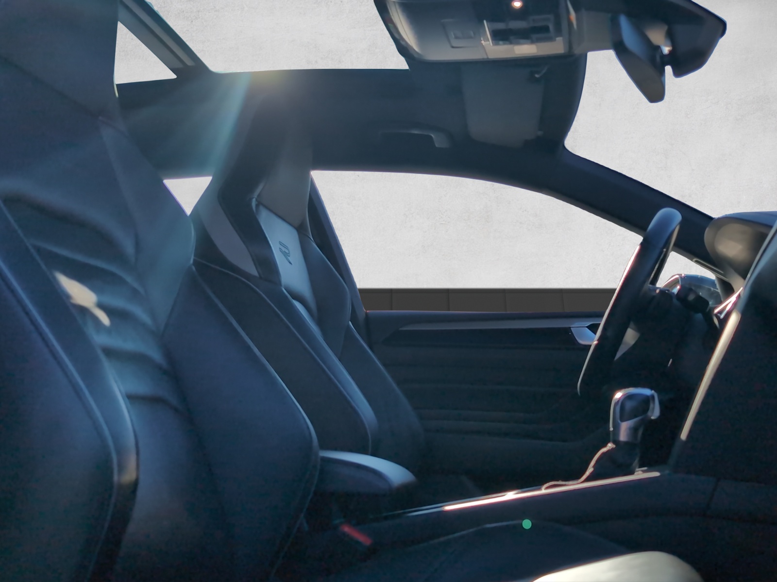 VW Arteon Shooting Brake R-Line-image-12