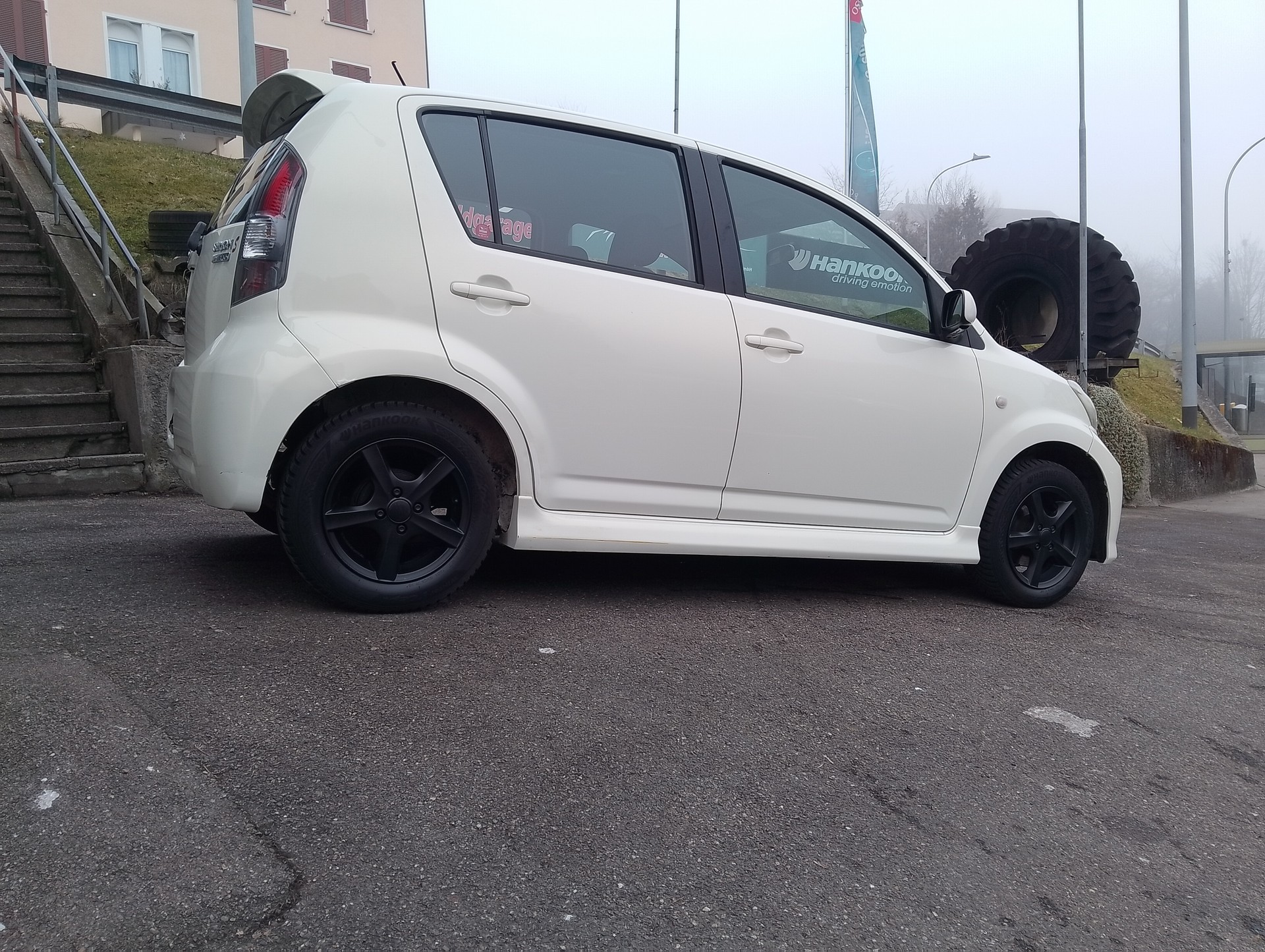 DAIHATSU Sirion 1.3 S eco-4WD-image-8
