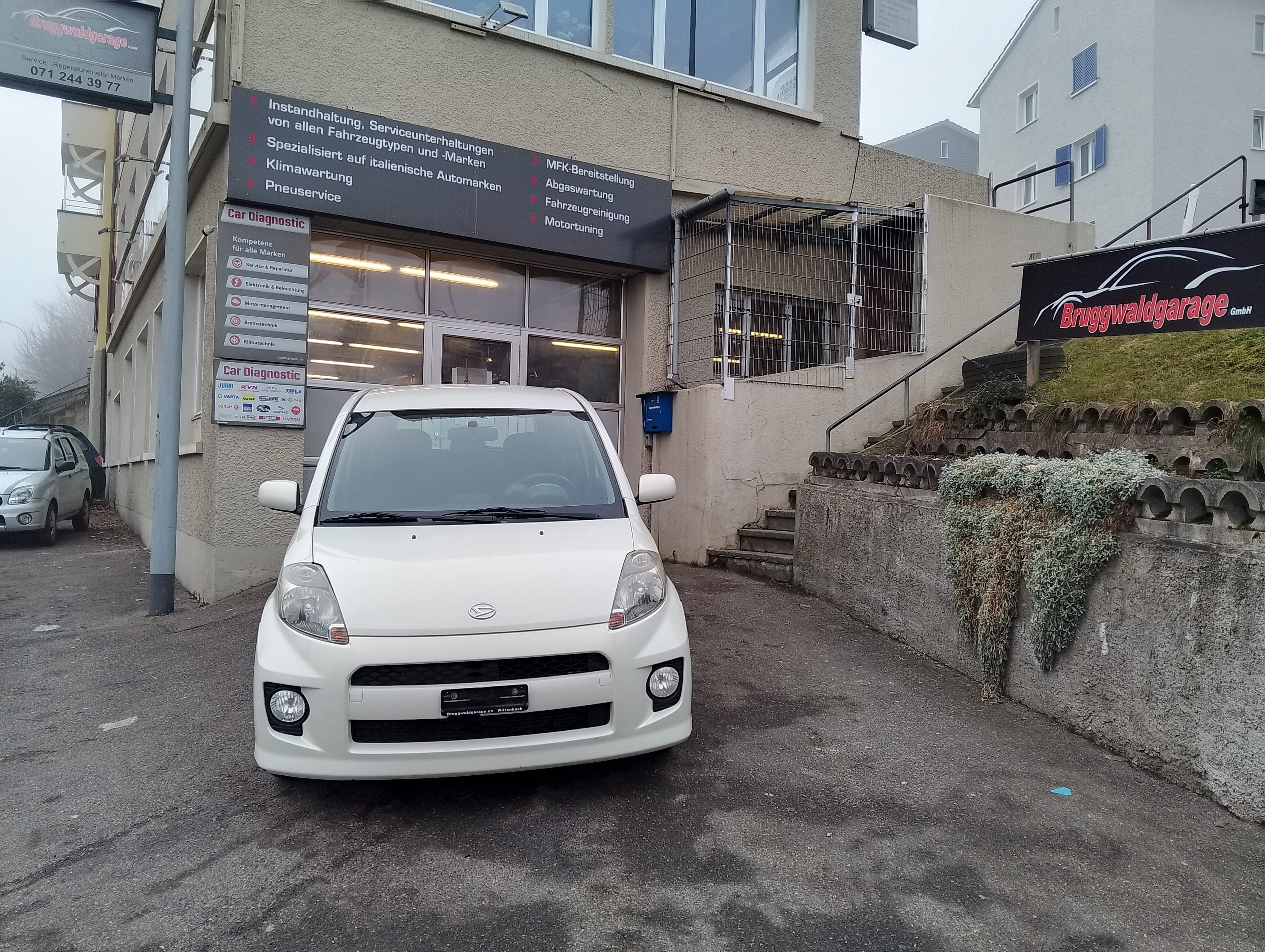 Car photo