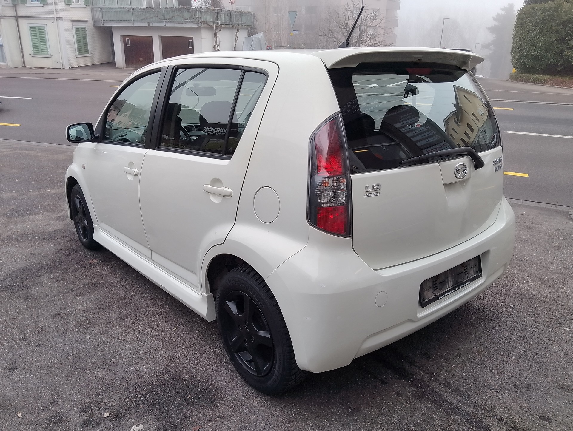 DAIHATSU Sirion 1.3 S eco-4WD-image-10