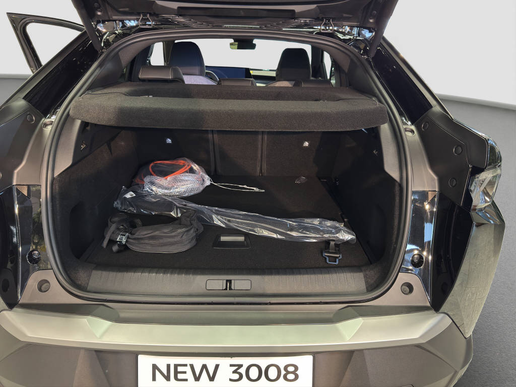 PEUGEOT 3008 1.6 PHEV GT-image-8