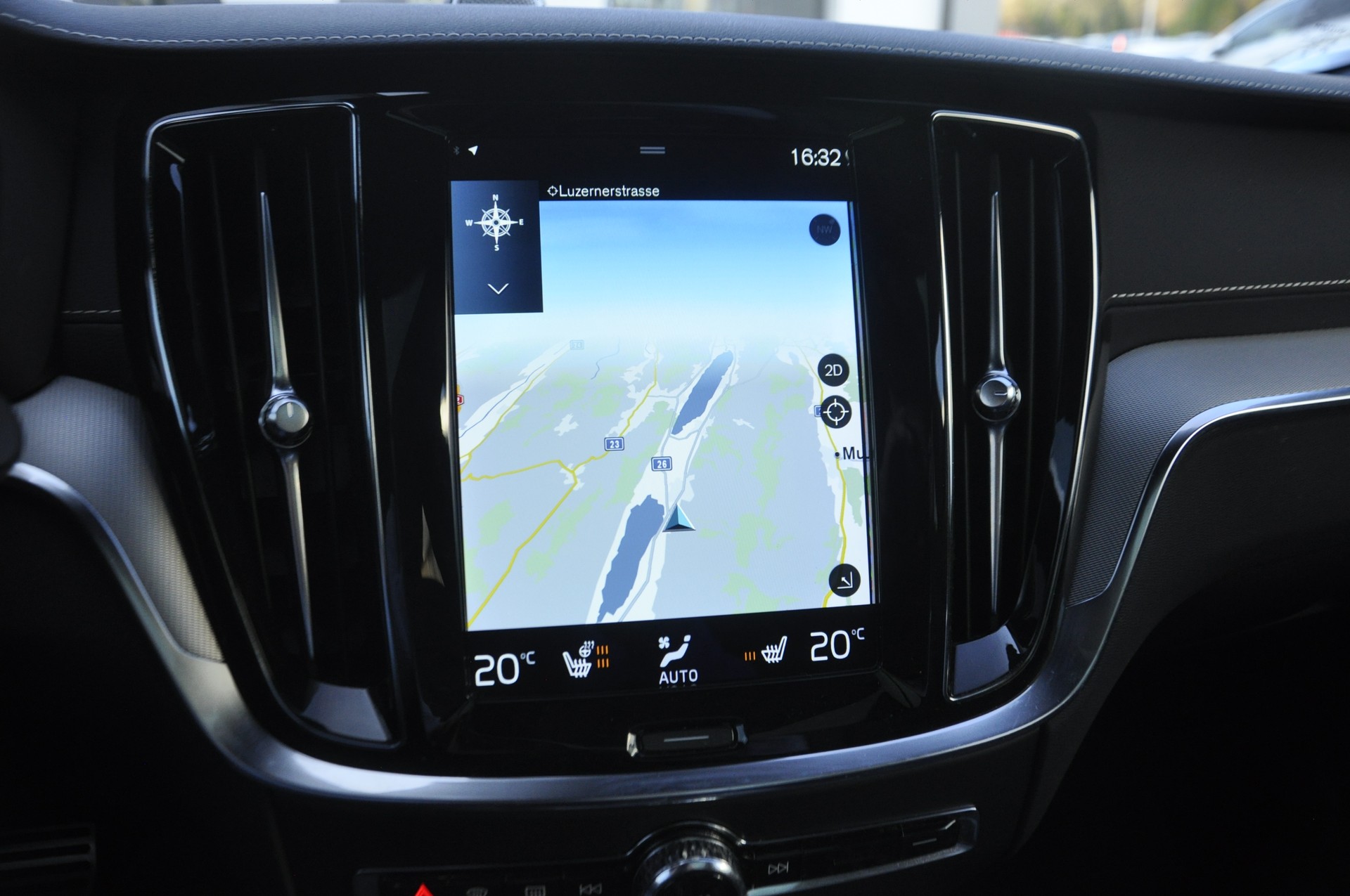 VOLVO V60 T8 eAWD Twin Engine Polestar Geartronic I Anhängerkupplung-image-9