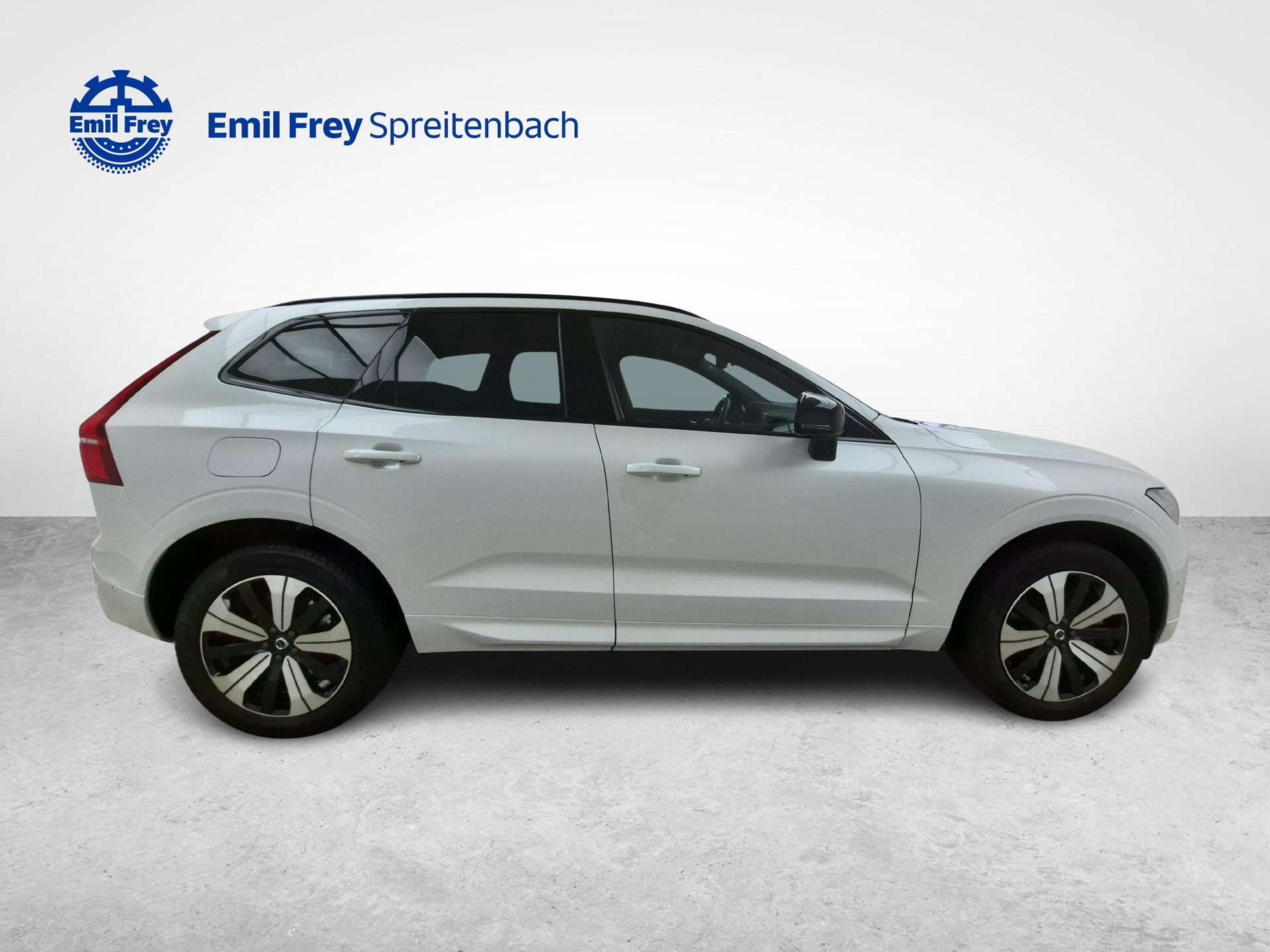 VOLVO XC60 2.0 T6 TE Plus Dark eAWD-image-6