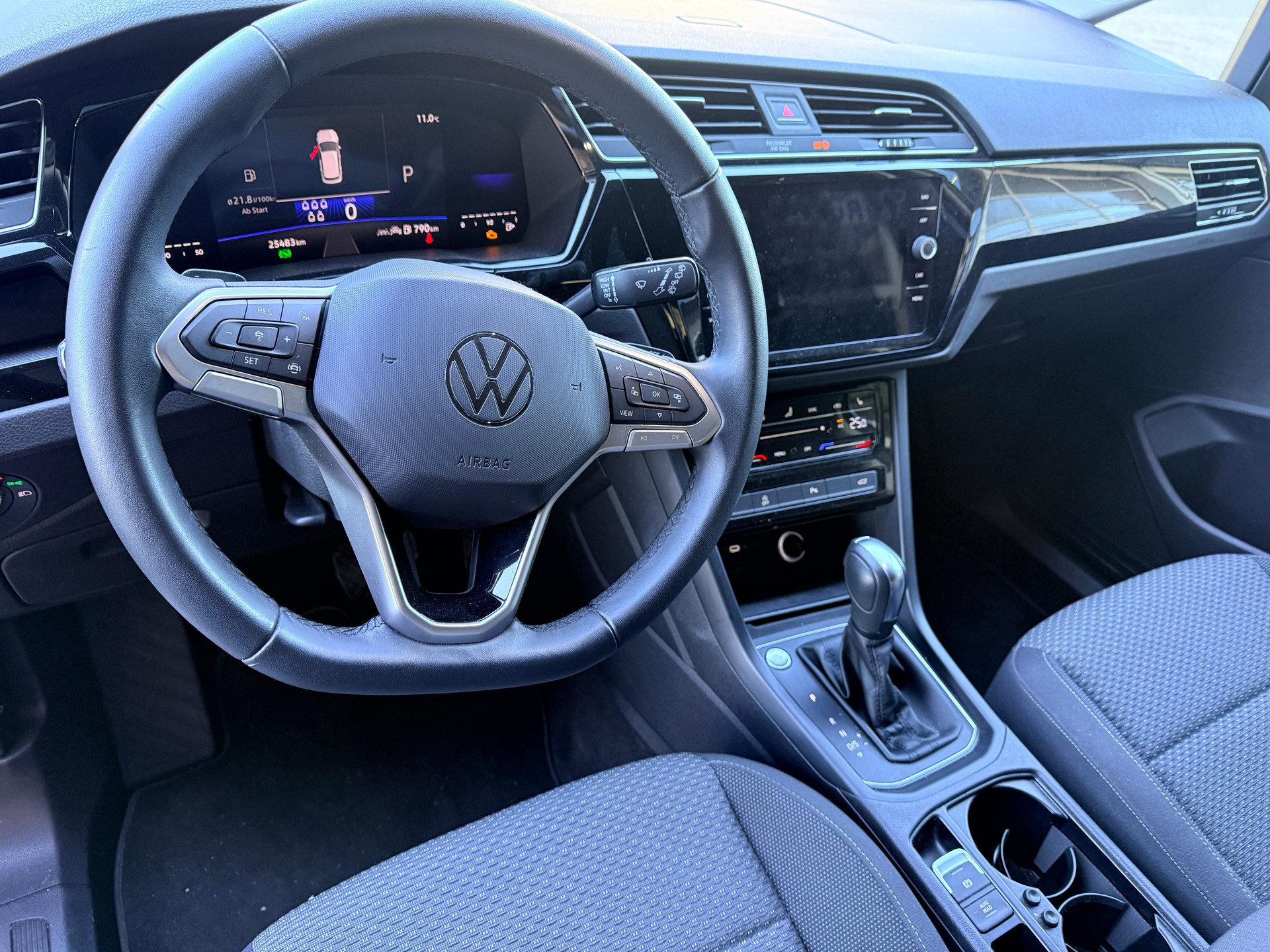 VW Touran 1.5 TSI EVO Comfortline United Mod. 2025 DSG-image-9