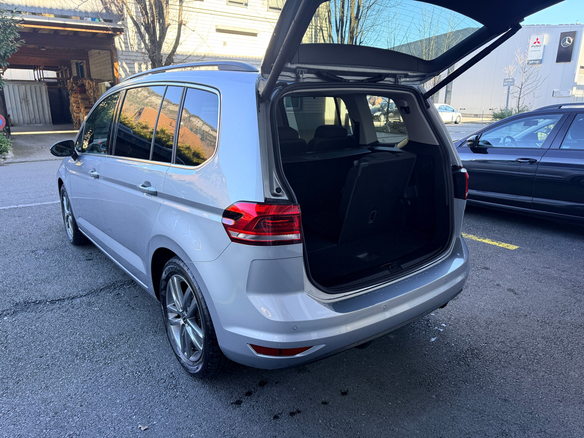 VW Touran 1.5 TSI EVO Comfortline United Mod. 2025 DSG-image-3