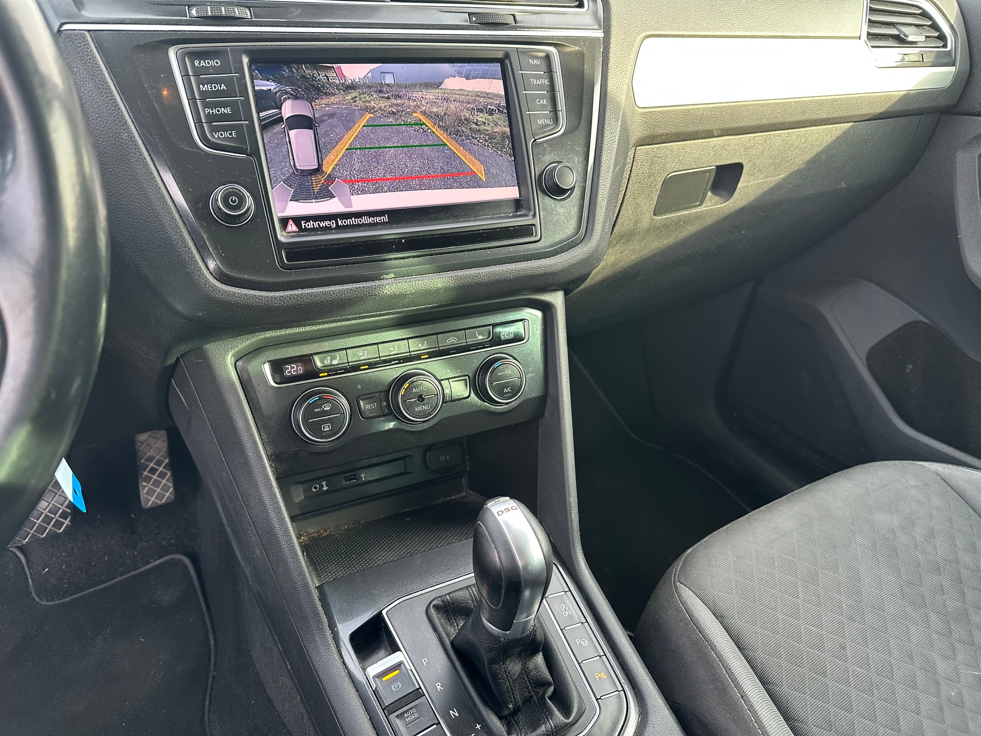 VW Tiguan 2.0 TDI SCR Highline 4Motion DSG-image-9