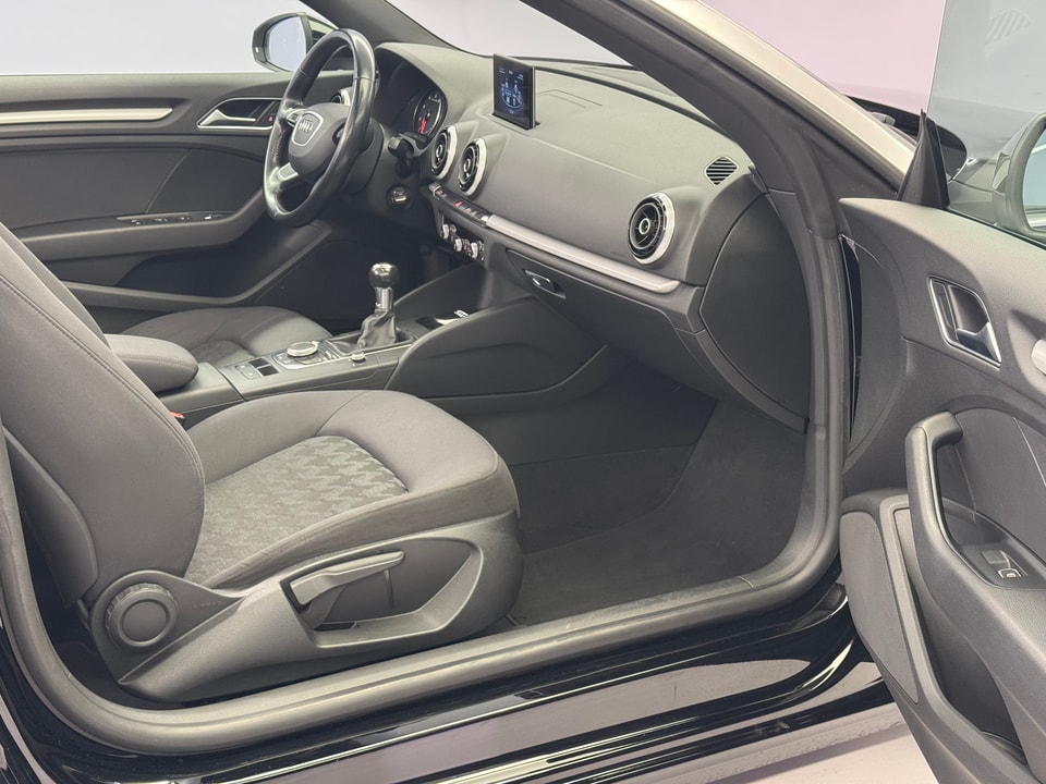 A3 Cabriolet 1.4 T FSI ultra Attraction