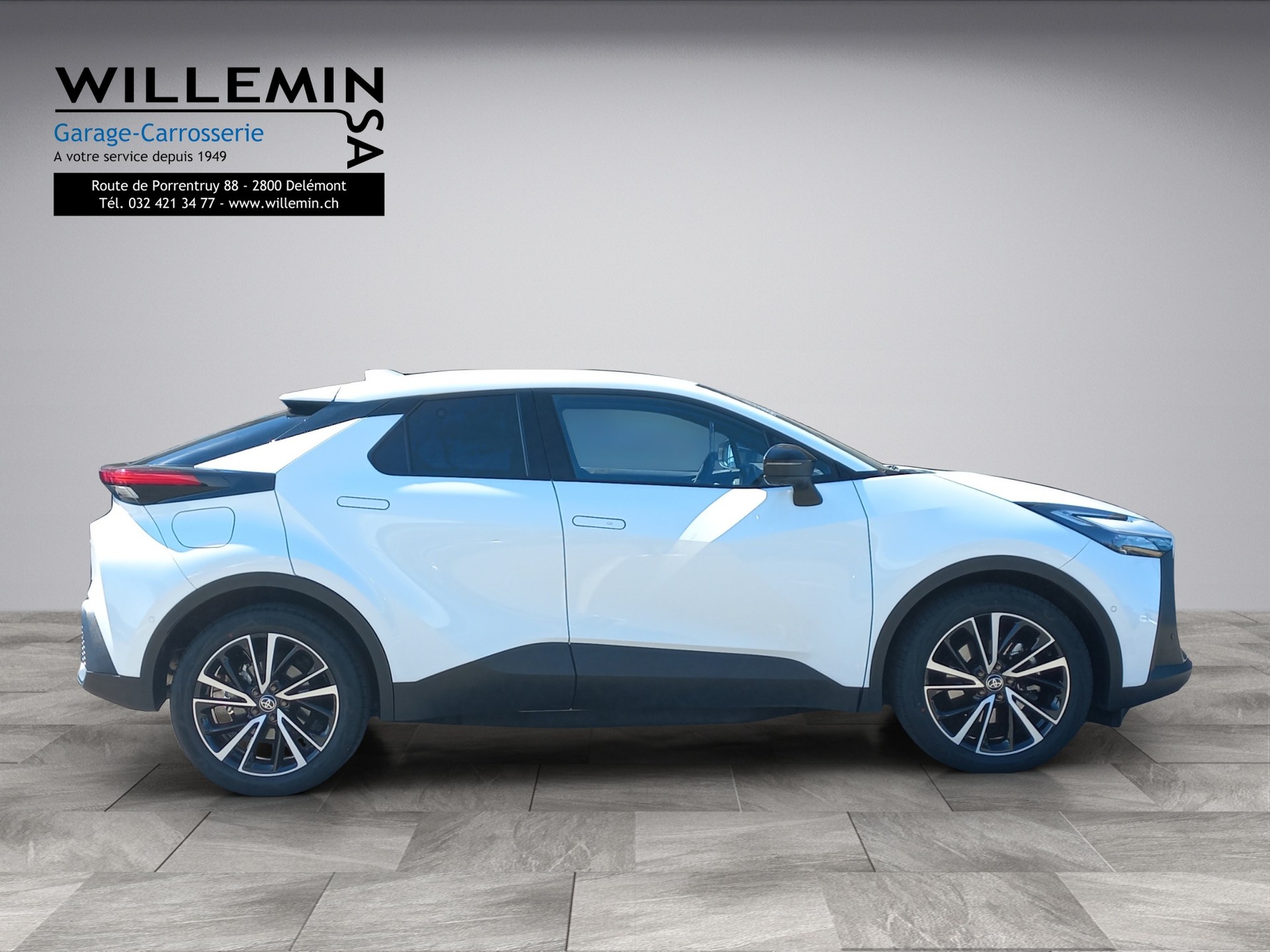TOYOTA C-HR 2.0 PHEV CVT Trend-image-2