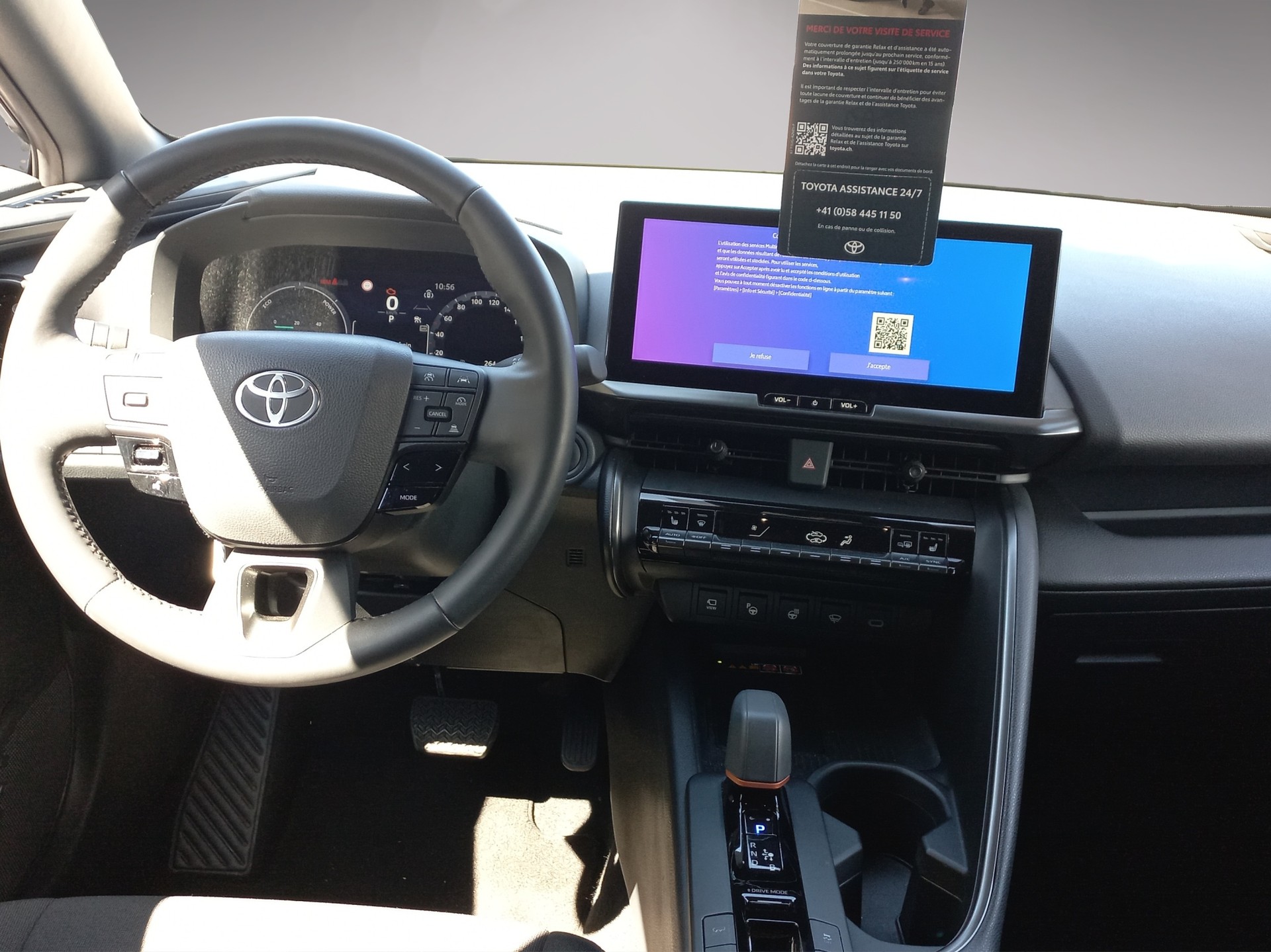 TOYOTA C-HR 2.0 PHEV CVT Trend-image-12