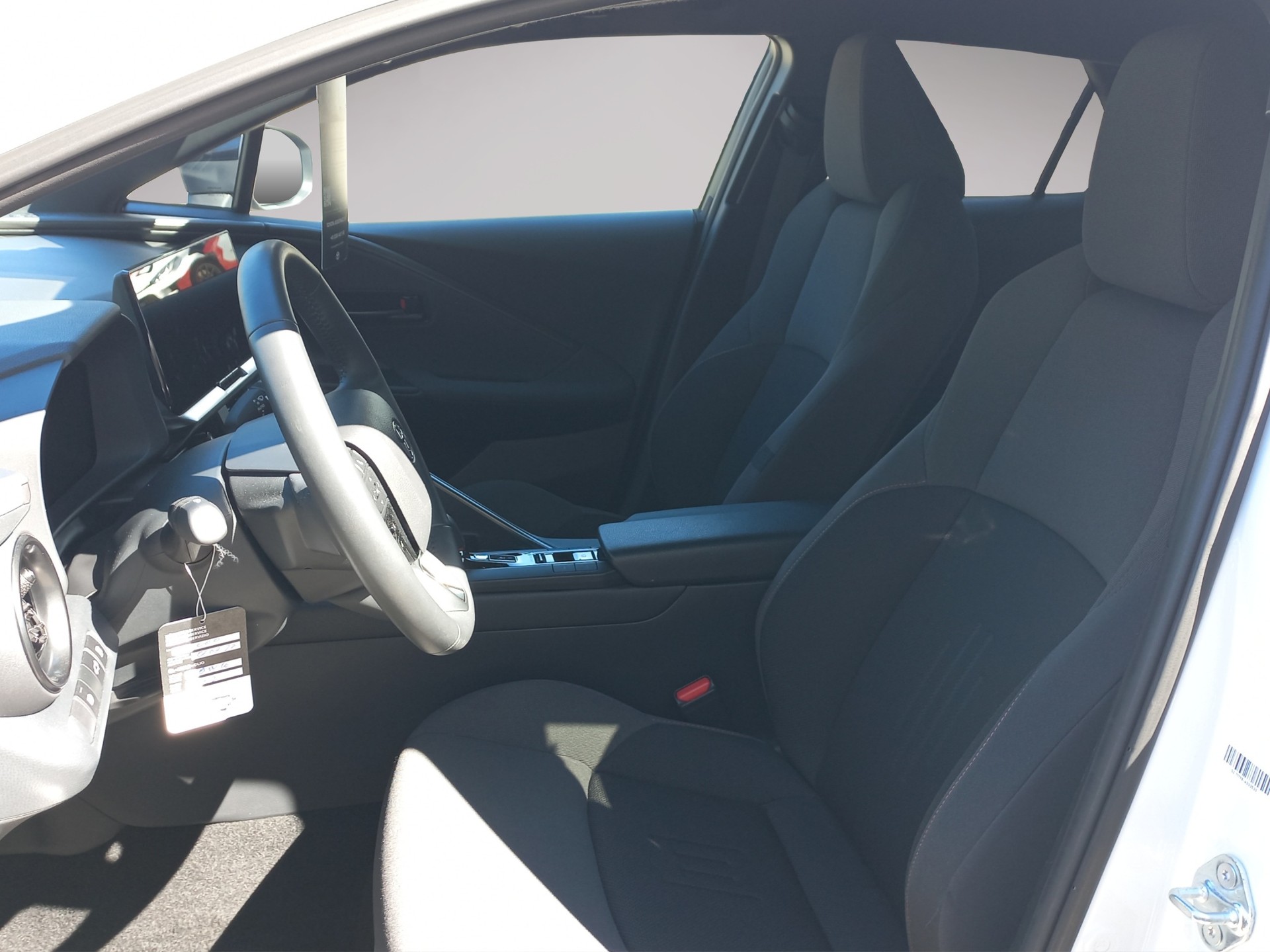 TOYOTA C-HR 2.0 PHEV CVT Trend-image-6