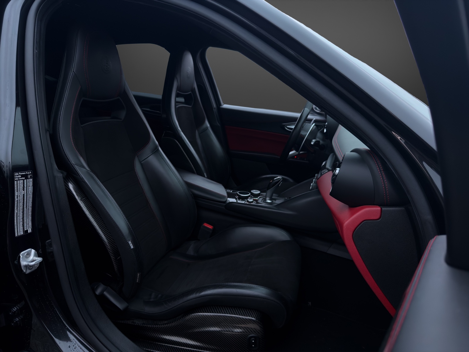 ALFA ROMEO Giulia 2.9 V6 Quadrifoglio Automatic-image-8