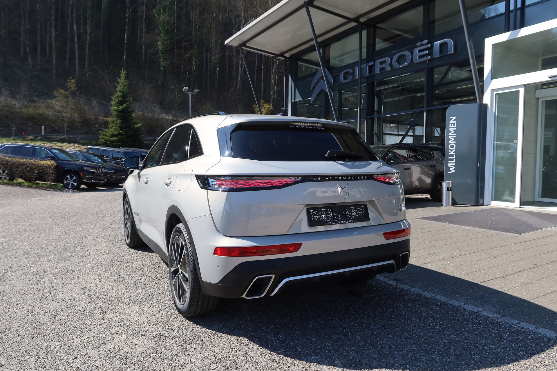 DS AUTOMOBILES DS 7 E-T.300 4x4 Jules Ve-image-5