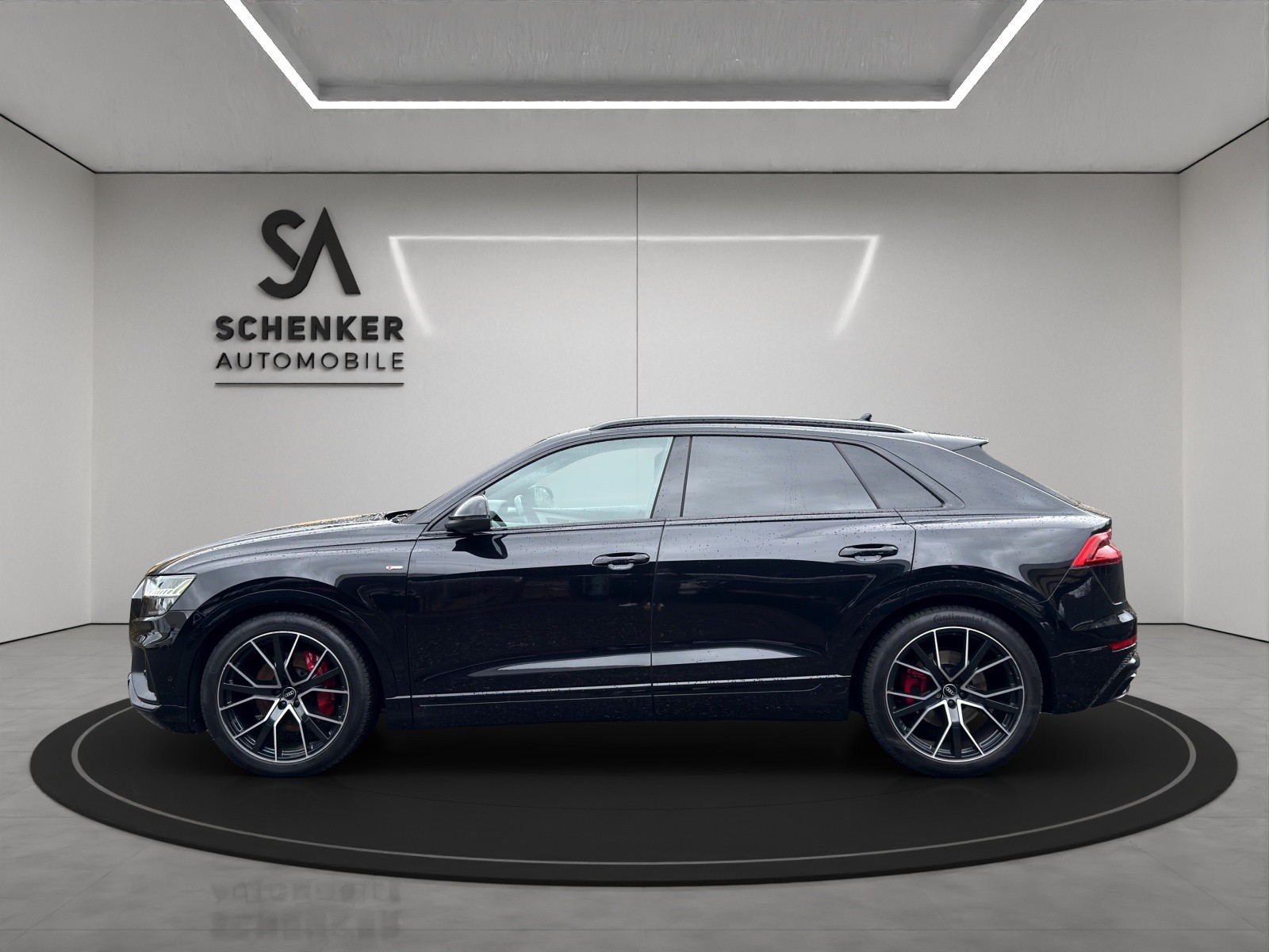 AUDI Q8 50 TDI Black Edition quattro tiptronic-showroom-element-1