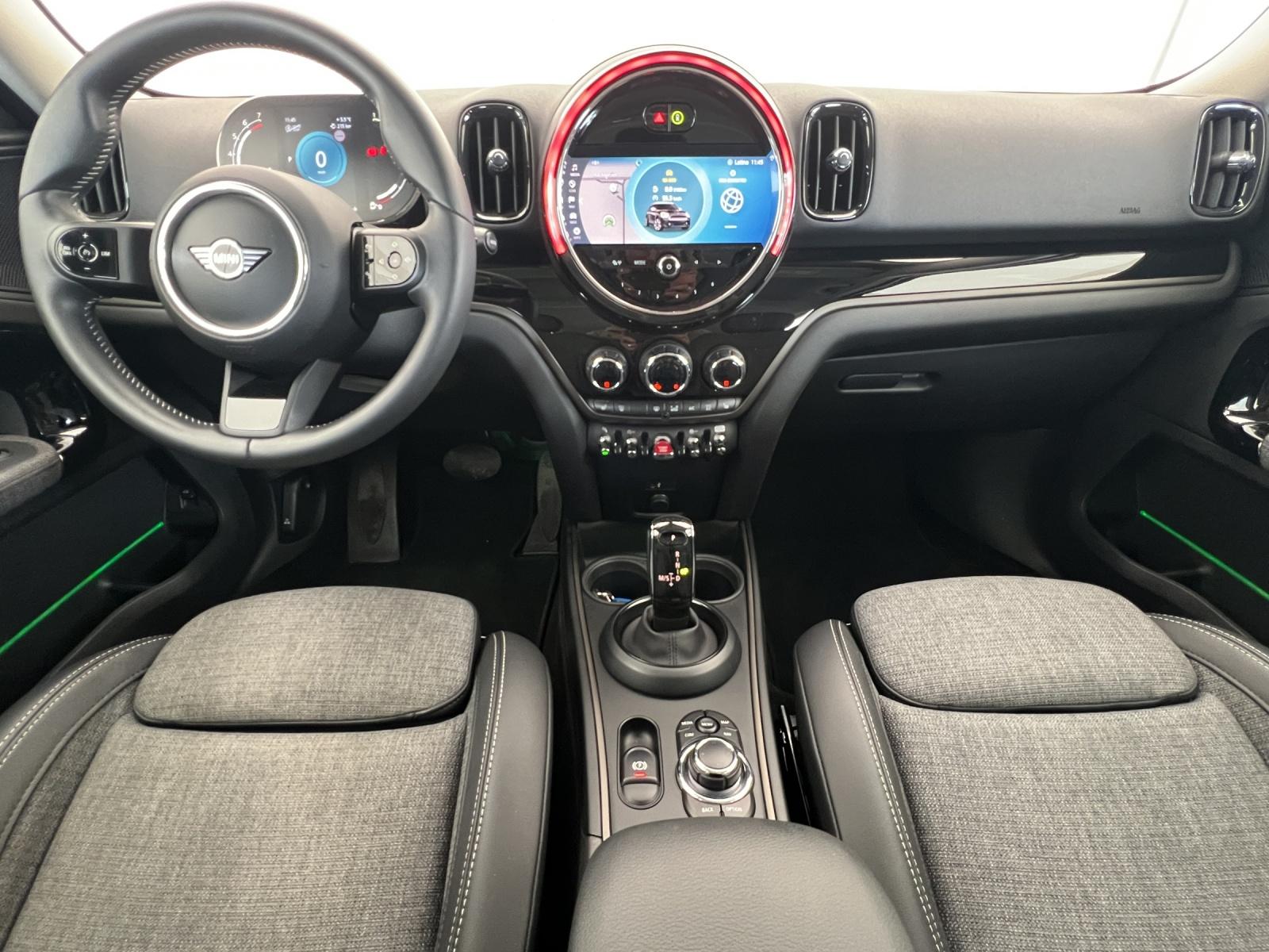 MINI Countryman Cooper ALL4 Steptronic-image-11