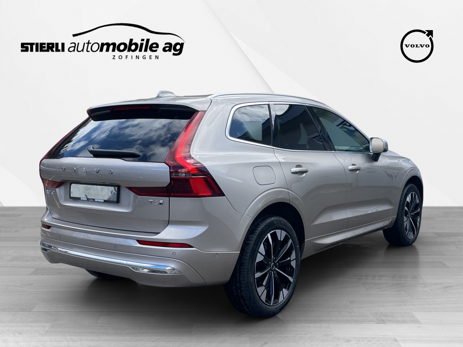 VOLVO XC60 2.0 T6 TE Ultra Bright eAWD-image-4