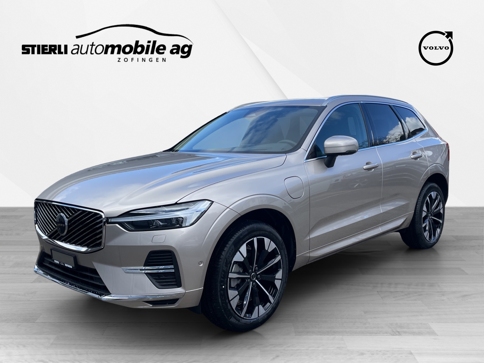 VOLVO XC60 2.0 T6 TE Ultra Bright eAWD-image-0