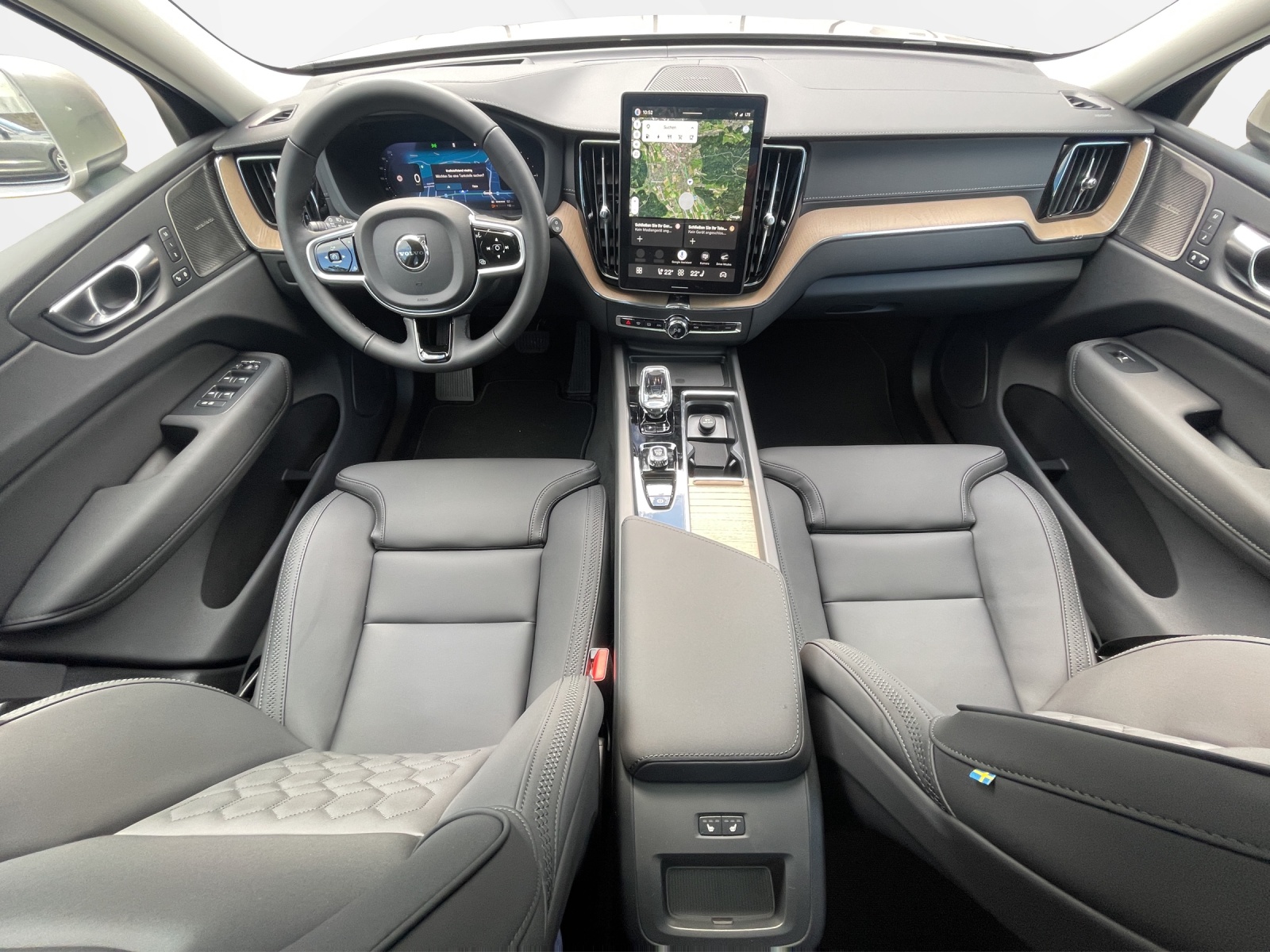 VOLVO XC60 2.0 T6 TE Ultra Bright eAWD-image-10