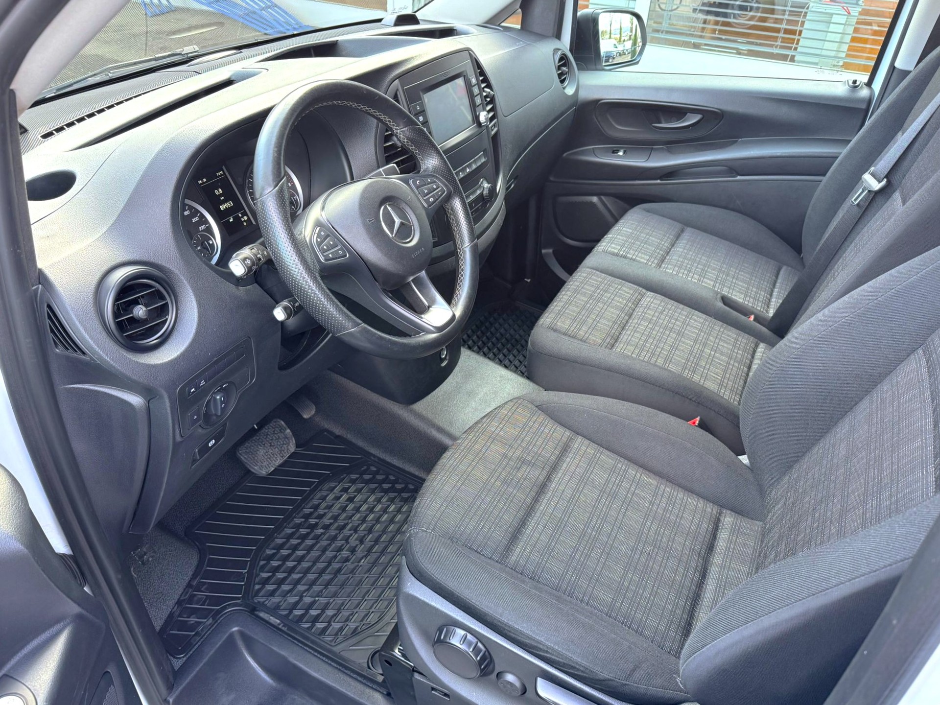MERCEDES-BENZ Vito 114 Kaw. CDI Lang 9G-Tronic-showroom-element-1